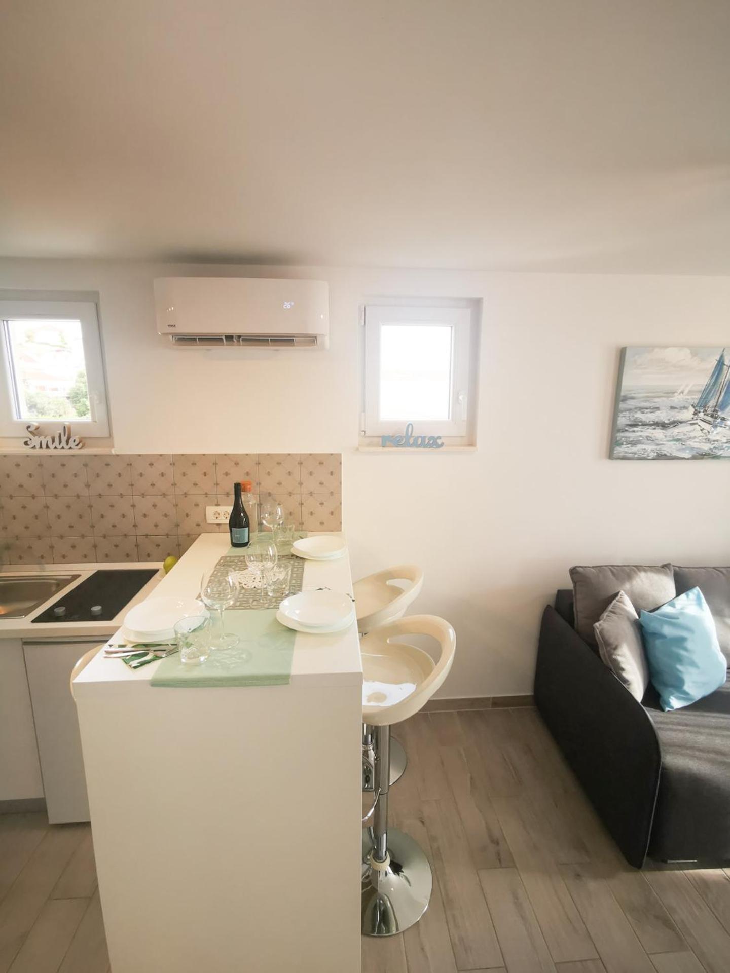 Rita Apartments - Sea-view apartment 2plus1 Tučepi Extérieur photo